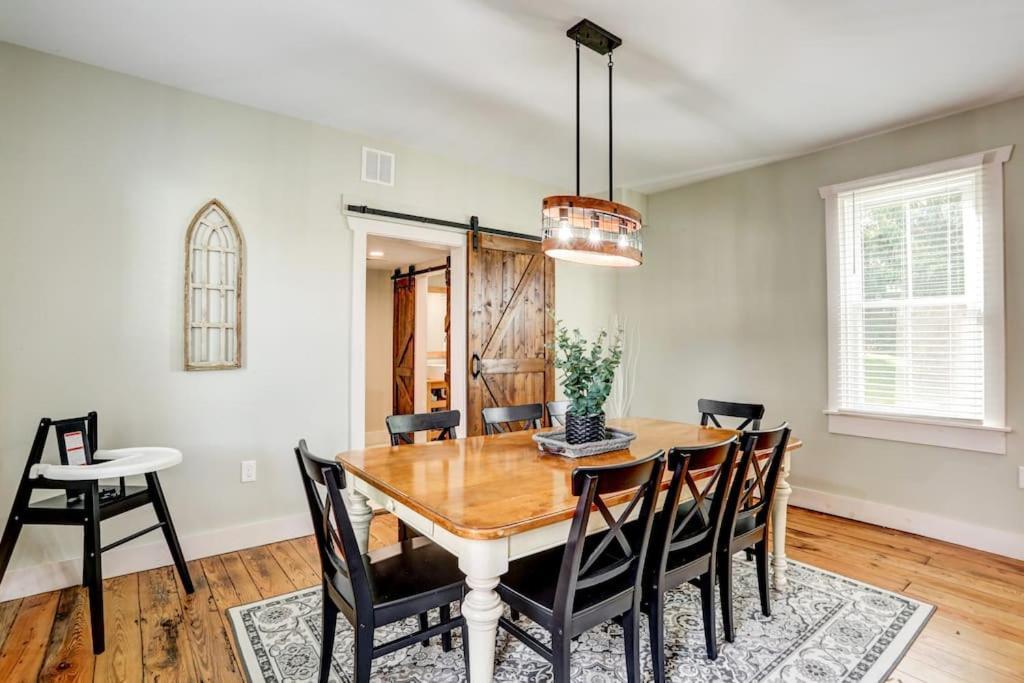 Beautiful Farmhouse Close To Lanc Hershey Etown Mount Joy Εξωτερικό φωτογραφία
